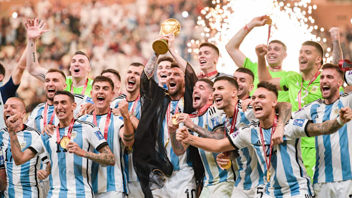 Juan Foyth, Gonzalo Montiel, Lionel Scaloni, Cristian Romero, German Pezzella, Lisandro Martinez, Nahuel Molina, Nicolas Tagliafico, Angel Correa, Angel Di Maria, Marcos Acuna, Julian Alvarez, Geronimo Rulli, Damian Martinez, Thiago Almada, Guido Rodriguez, Leandro Paredes, Nicolas Otamendi, Enzo Fernandez, Exequiel Palacios, Rodrigo De Paul, Franco Armani, Lionel Messi, Paulo Dybala, Alejandro Gomez, Alexis Mac Allister, Lautaro Martinez