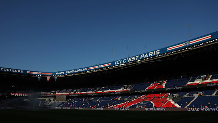 Paris Saint-Germain v Clermont Foot - Ligue 1 Uber Eats