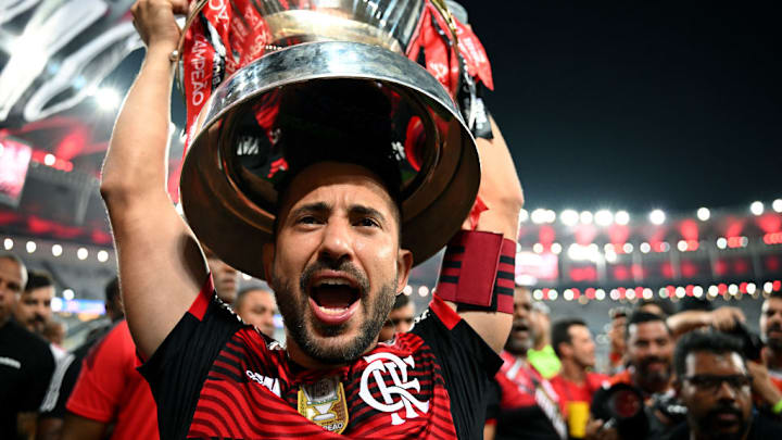TOPSHOT-FBL-BRA-FLAMENGO-CORINTHIANS