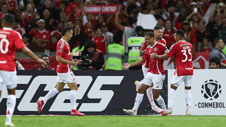 Internacional v Atletico Nacional - Copa CONMEBOL Libertadores 2025