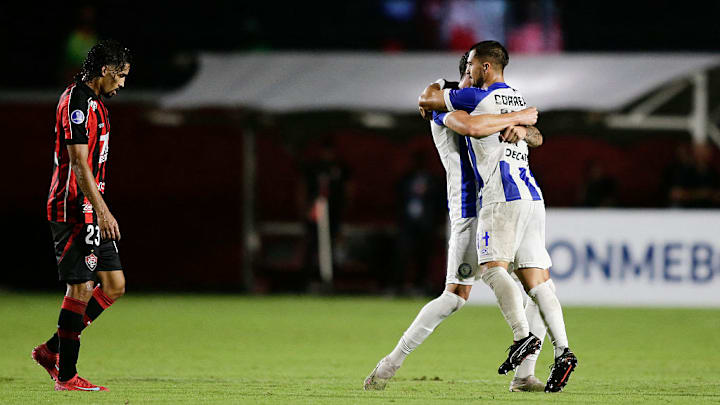 FBL-SUDAMERICANA-VITORIA-CERROLARGO