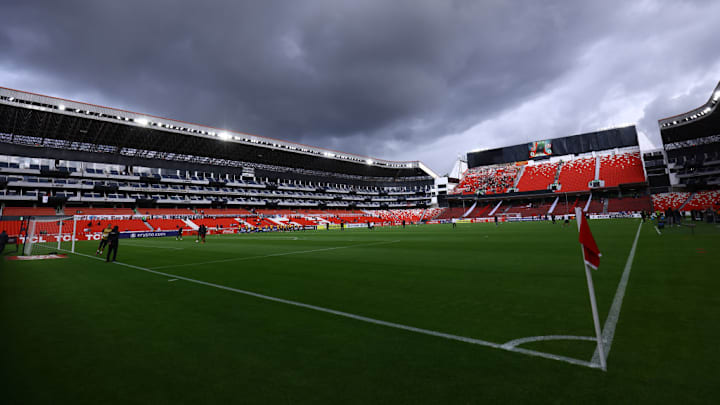 LDU Quito v Universitario Deportes - Copa CONMEBOL Libertadores 2024