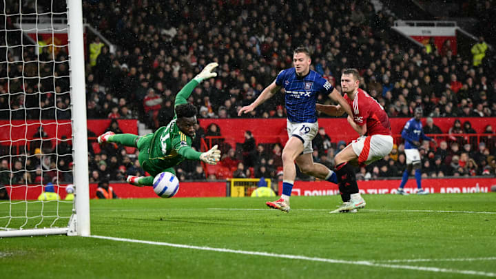 FBL-ENG-PR-MAN UTD-IPSWICH