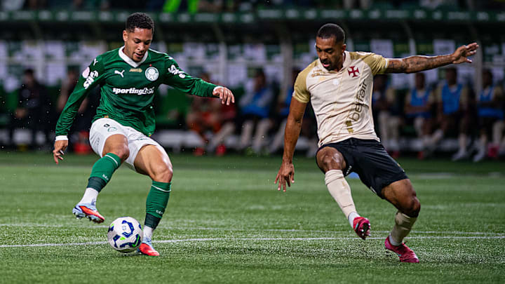 Vitor Roque, Paulo Henrique