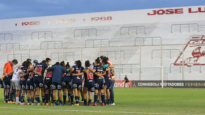 Club Universidad de Chile v Santa Fe - Copa CONMEBOL Libertadores Femenina 2020