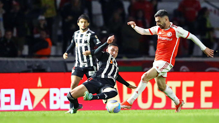 Paulo Vitor, Bruno Henrique