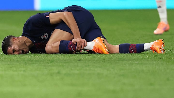 TOPSHOT-FBL-EUR-C1-PSG-BAYERN