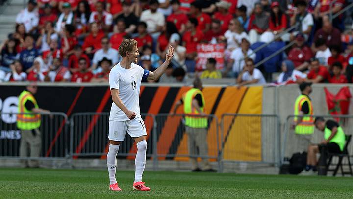 Martín Odegaard celebra el gol del empate de Noruega ante Marruecos