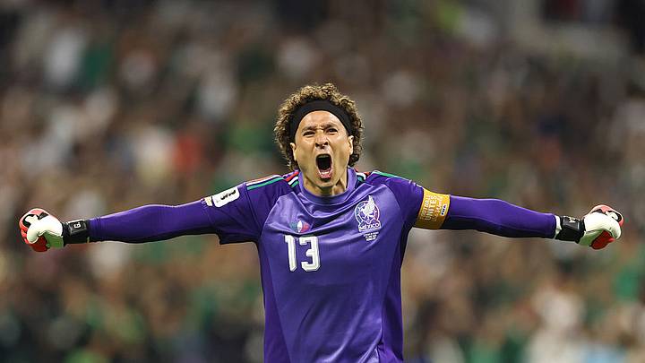 Entre lágrimas y ovaciones fue la emotiva despedida de Guillermo Ochoa en el Mundial Entre lágrimas y ovaciones fue la emotiva despedida de Guillermo Ochoa en el Mundial