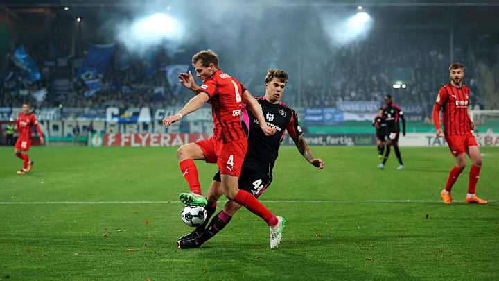 Der 18-jährige Kroate ist derzeit ein Albtraum für die Bundesliga-Stürmer.