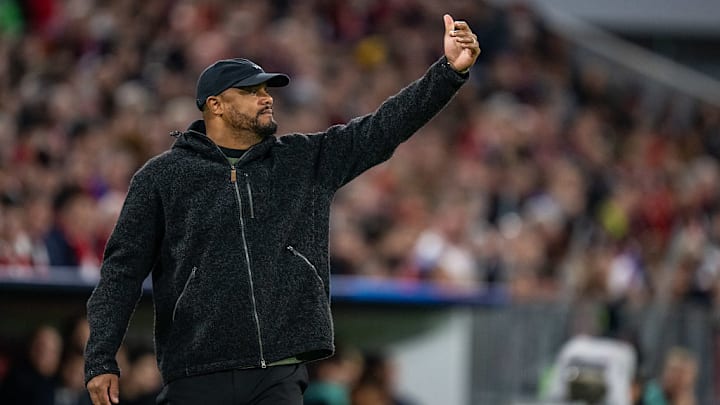 Vincent Kompany hat seinen Trainer-Kollegen Lukas Kwasniok bisher schwer beeindruckt.