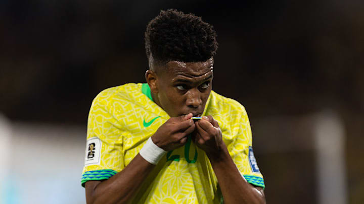 Estêvão le dio el empate a Brasil en el último partido del año de la Canarinha.