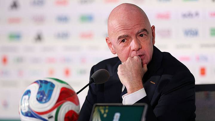 La Federación Italiana de Futbol se suma al rechazo a Gianni Infantino.