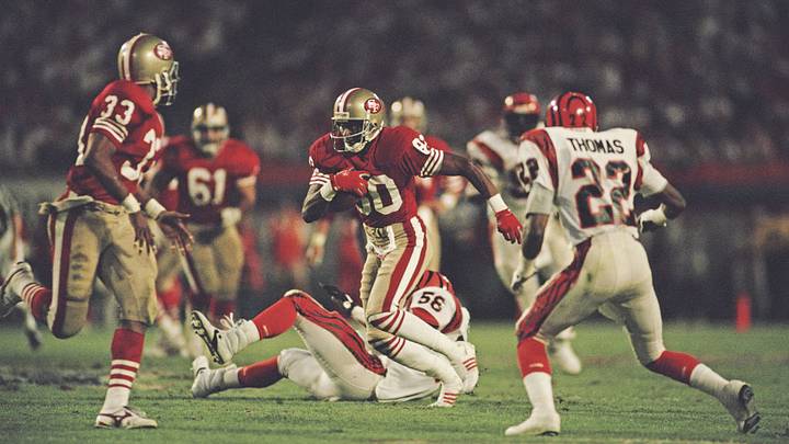 Jerry Rice (C), durante el Super Bowl XXII, que ganó su equipo, los San Francisco 49ers. Jerry Rice (C), durante el Super Bowl XXII, que ganó su equipo, los San Francisco 49ers.