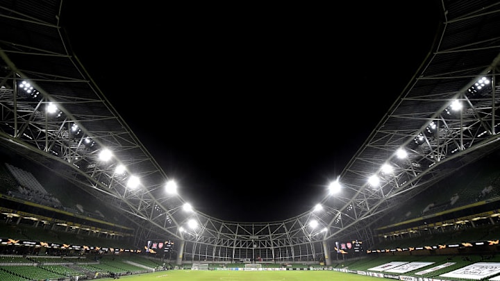Dundalk FC v Arsenal FC: Group B - UEFA Europa League