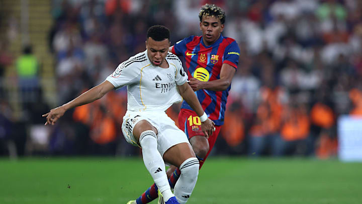 Mbappé y Yamal, en el Clásico entre Real Madrid y Barcelona.