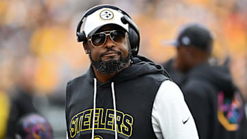 Mike Tomlin ha sido coach de los Steelers durante 19 años.