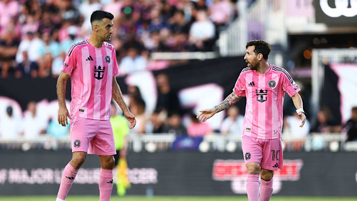 : Lionel Messi, Sergio Busquets