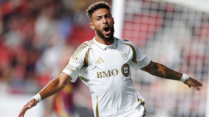 เดนิส บัวนกา ทำลายสถิติ LAFC โค่นตำนานสโมสรในความสำเร็จครั้งประวัติศาสตร์