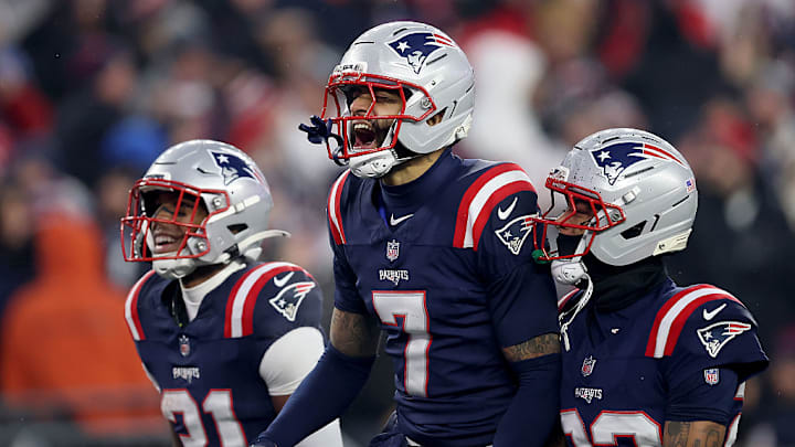 Los Patriots buscan regresar al Super Bowl y enfrente tendrán a los Broncos.