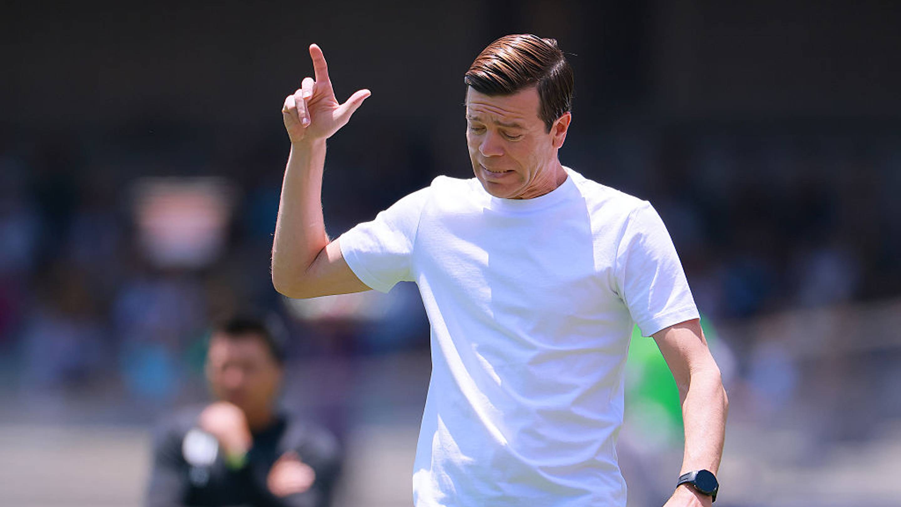 Solari no es el único: a los DTs de Pumas se les complica el primer torneo