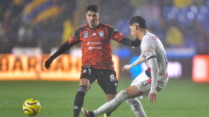 Nicolás Ibáñez, Jesús Orozco