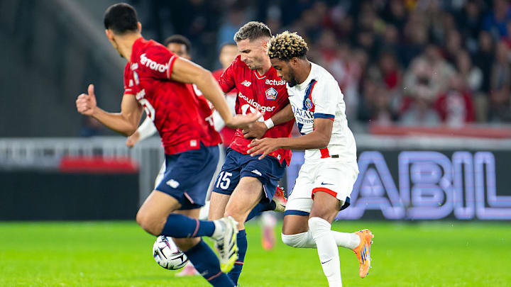 Romain Perraud, Ibrahim M'Baye