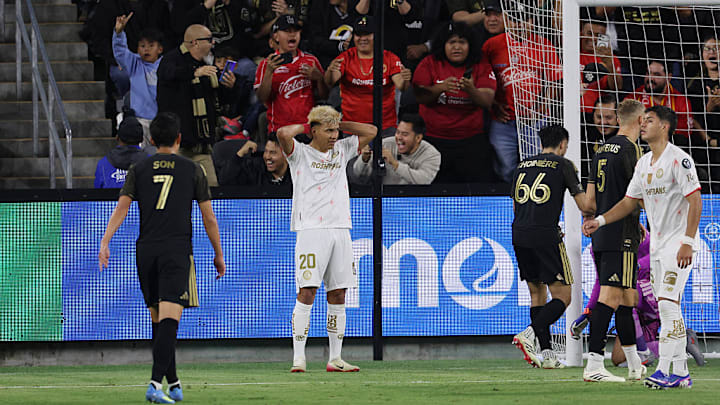 Jesús Gallardo (20) lamenta la derrota del Toluca a manos del LAFC.