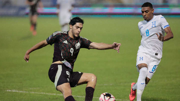 Raúl Jiménez, Joseph Rosales