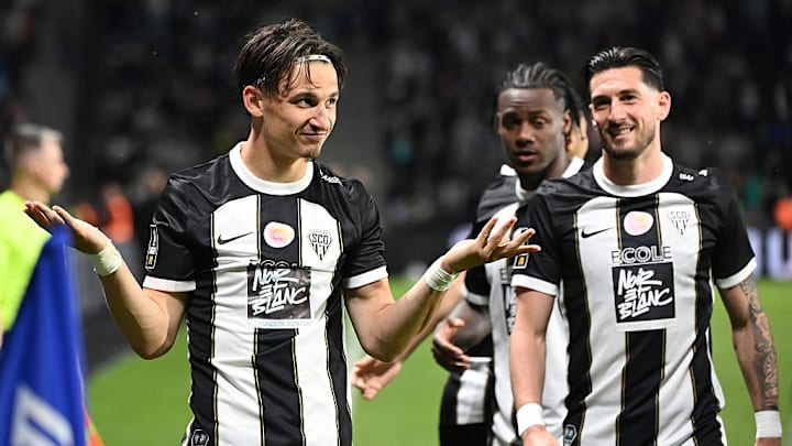 FBL-FRA-LIGUE1-ANGERS-STRASBOURG