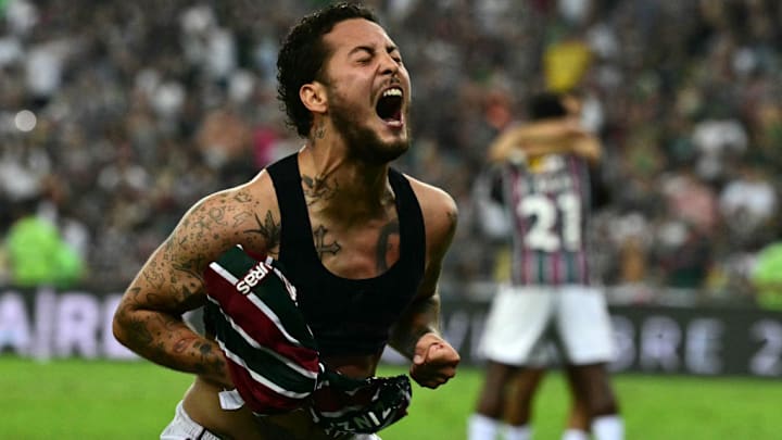 TOPSHOT-FBL-LIBERTADORES-FLUMINENSE-GREMIO