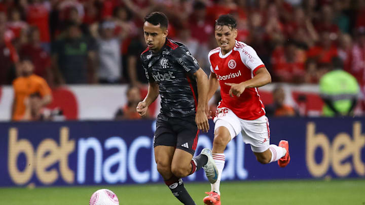 Internacional v Flamengo - Brasileirao 2024