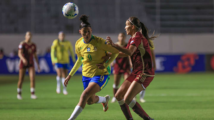 Amanda Gutierres, Yenifer Gimenez