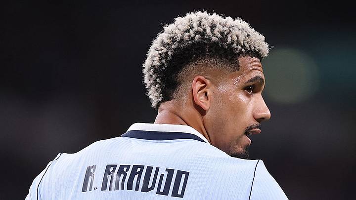 Ronald Araujo jugará la próxima temporada con el Liverpool. Ronald Araujo jugará la próxima temporada con el Liverpool.