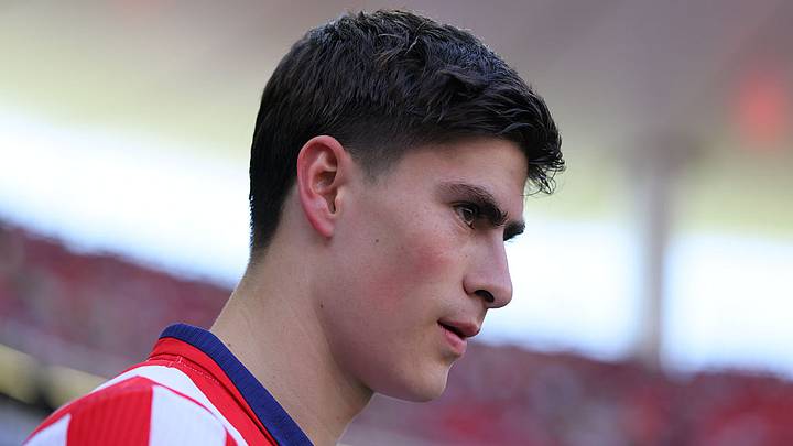 Armando González, delantero de Chivas y la Selección Mexicana.