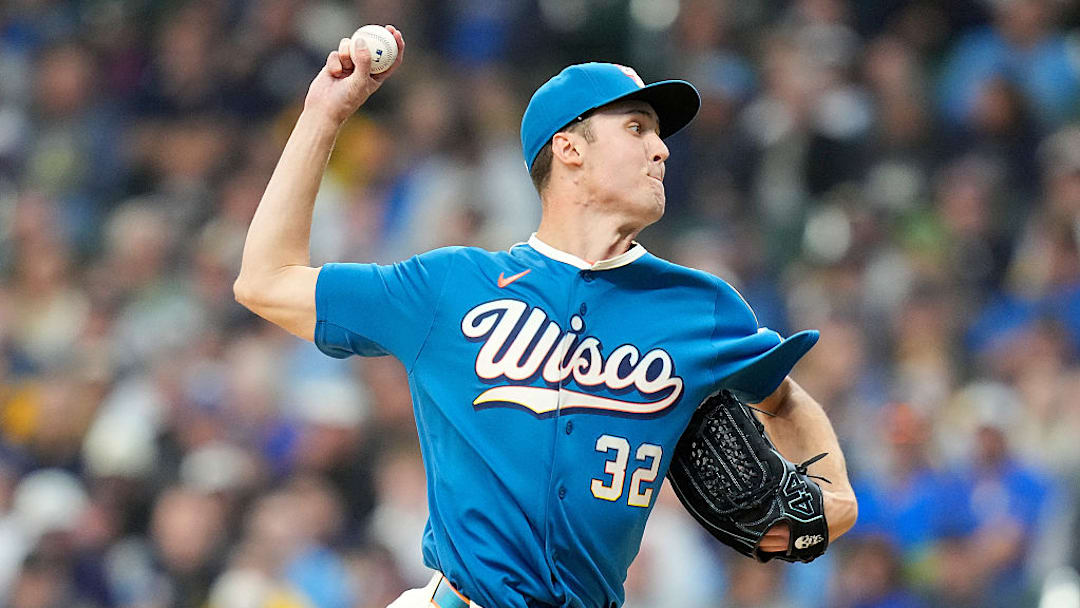 Jacob Misiorowski, pitcher de los Milwaukee Brewers.