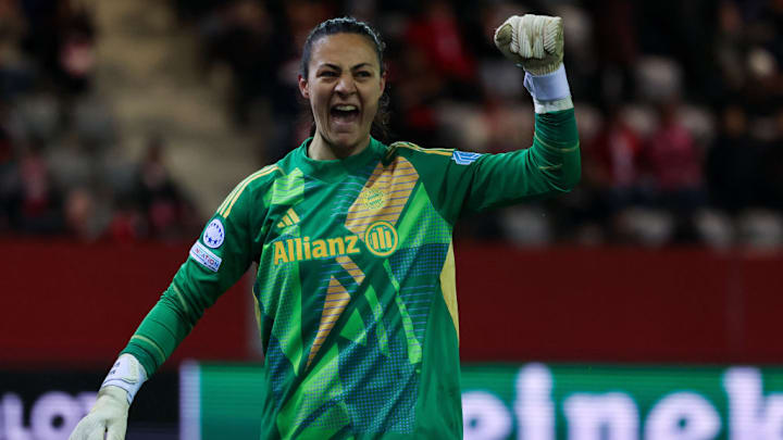 FBL-EUR-C1-WOMEN-BAYERN MUNICH-LYON