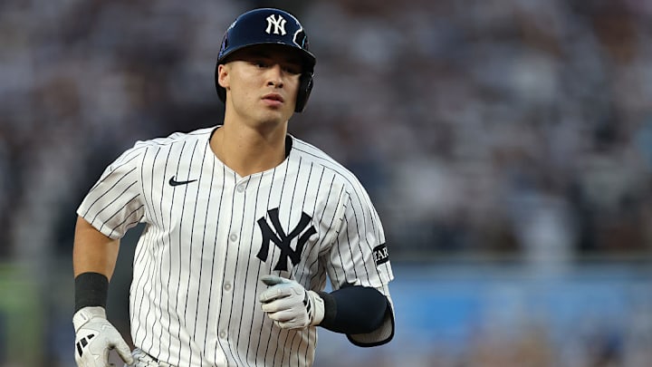 Anthony Volpe fue enviado a Ligas Menores pot los Yankees.