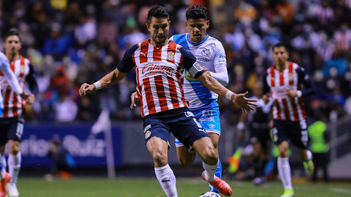Jesus Molina, Maximiliano Araujo
