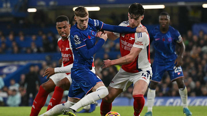 TOPSHOT-FBL-ENG-PR-CHELSEA-ARSENAL