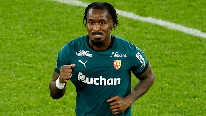 Mbala Nzola