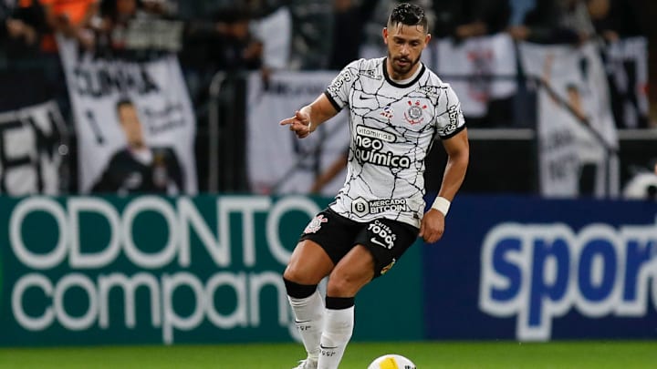 Giuliano Corinthians Santos Brasileirão 