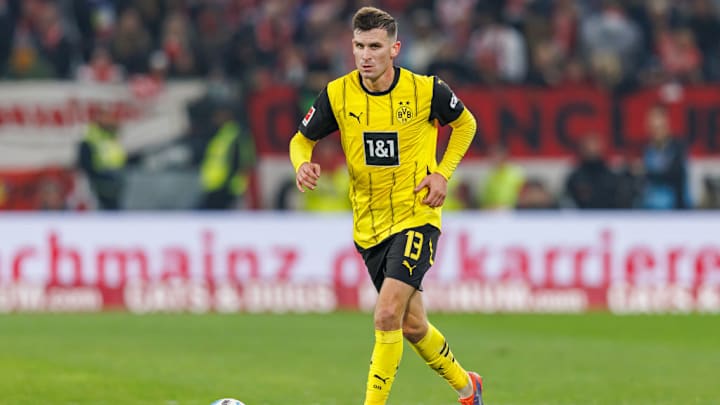 1. FSV Mainz 05 v Borussia Dortmund - Bundesliga