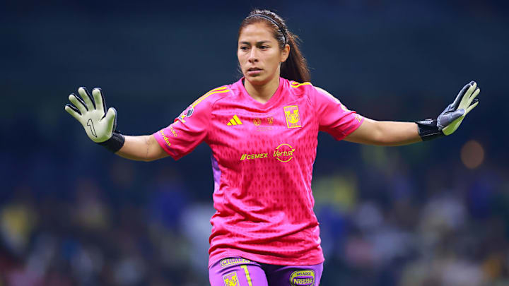 Cecilia Santiago. Cecilia Santiago.