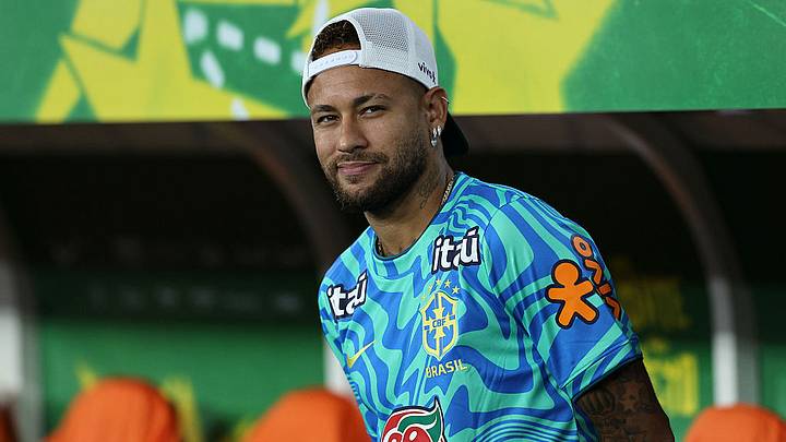 Neymar fue convocado no solo para jugar, sino también para ser un ejemplo para los jugadores jóvenes. Neymar fue convocado no solo para jugar, sino también para ser un ejemplo para los jugadores jóvenes.