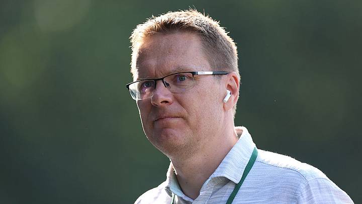 Valdas Dambrauskas, el director técnico lituano que logró la histórica clasificación del Sabah FK a la fase de liga de la UEFA Champions League. Valdas Dambrauskas, el director técnico lituano que logró la histórica clasificación del Sabah FK a la fase de liga de la UEFA Champions League.