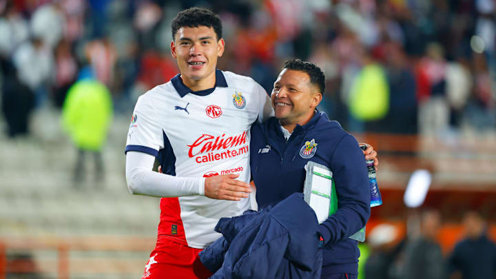 Luis Rey, Felix Martinez