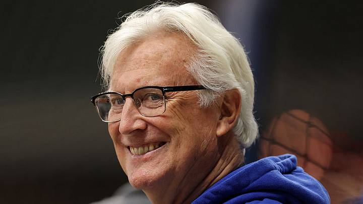 Los problemas financieros del propietario y presidente de los Dodgers de Los Ángeles, Mark Walter, podrían afectar las negociaciones del convenio colectivo de la MLB. Los problemas financieros del propietario y presidente de los Dodgers de Los Ángeles, Mark Walter, podrían afectar las negociaciones del convenio colectivo de la MLB.