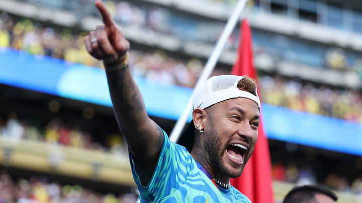 Carlo Ancelotti confirmó que Neymar está recuperado y disponible para el duelo entre Brasil y Escocia. Carlo Ancelotti confirmó que Neymar está recuperado y disponible para el duelo entre Brasil y Escocia.