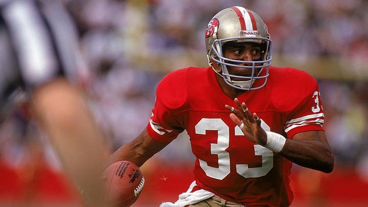 El ex corredor de los 49ers, Roger Craig, declaró en su discurso de ingreso al Salón de la Fama que sus médicos creen que su demencia vascular podría estar relacionada, al menos en parte, con las conmociones cerebrales sufridas durante su carrera en la NFL. El ex corredor de los 49ers, Roger Craig, declaró en su discurso de ingreso al Salón de la Fama que sus médicos creen que su demencia vascular podría estar relacionada, al menos en parte, con las conmociones cerebrales sufridas durante su carrera en la NFL.